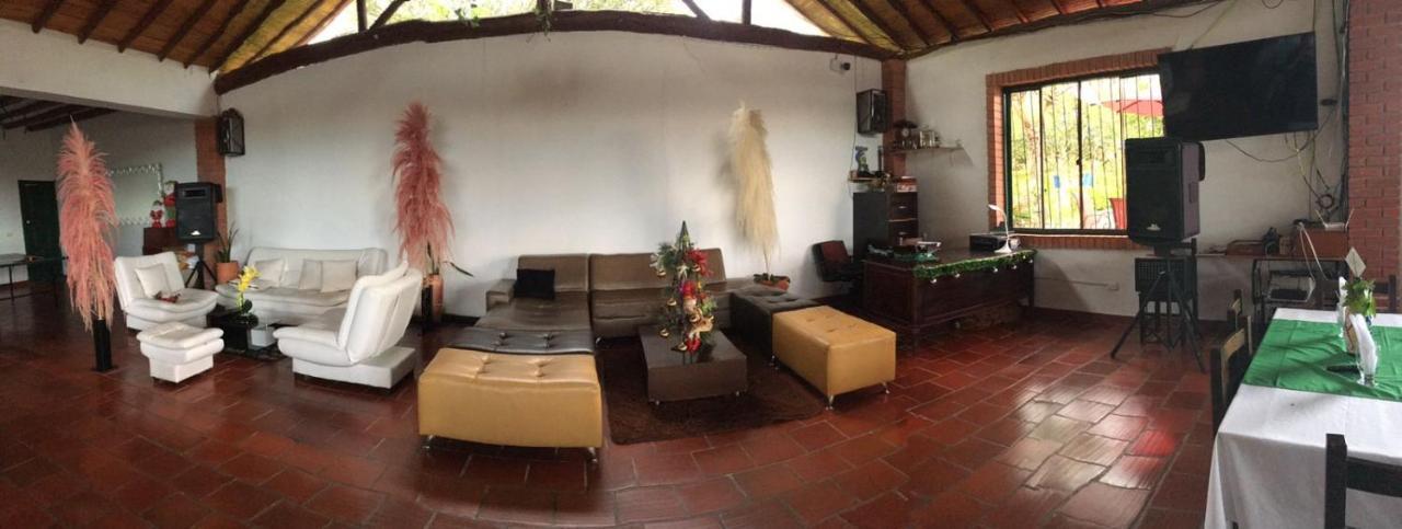 Hotel Campestre La Loma Curití Exteriér fotografie